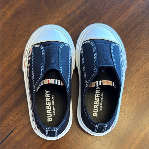 Burberry Black and White Slip-On Sneakers - Picture 4 of 7